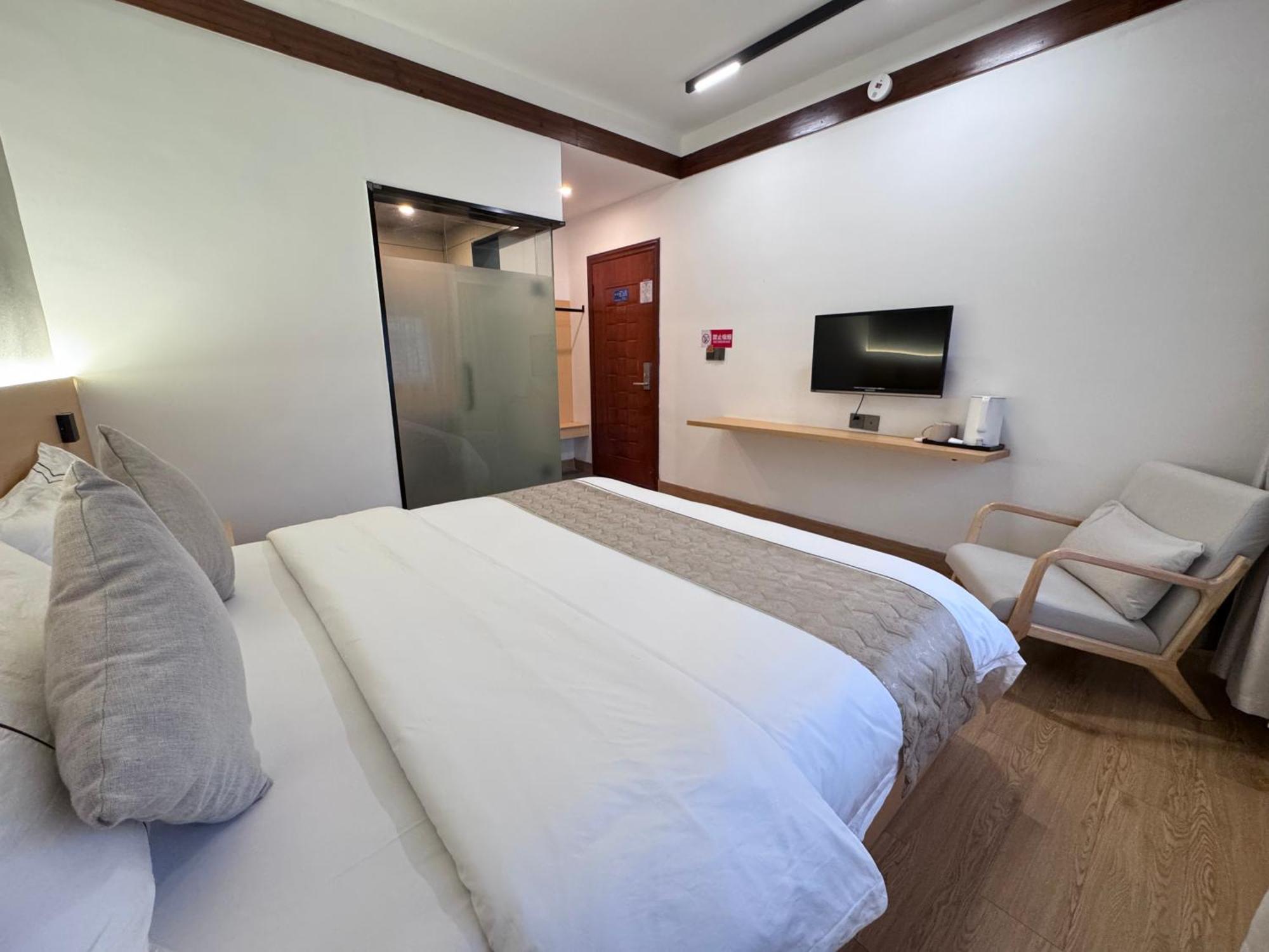 Phoenix Haven Fenghuang Exterior photo